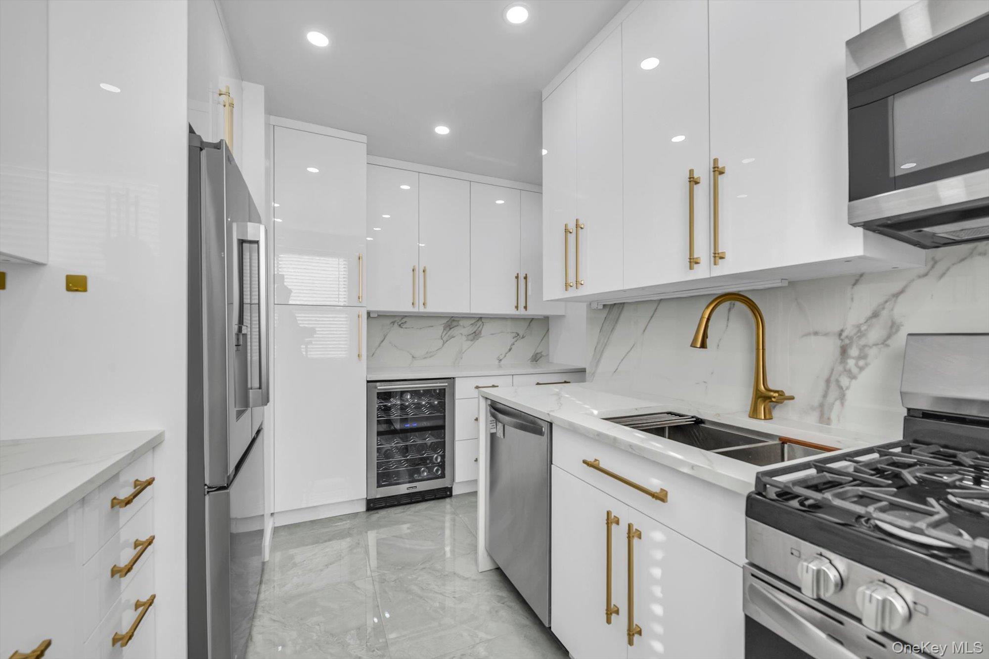 100-25 Queens Boulevard, Unit 6E photo 6