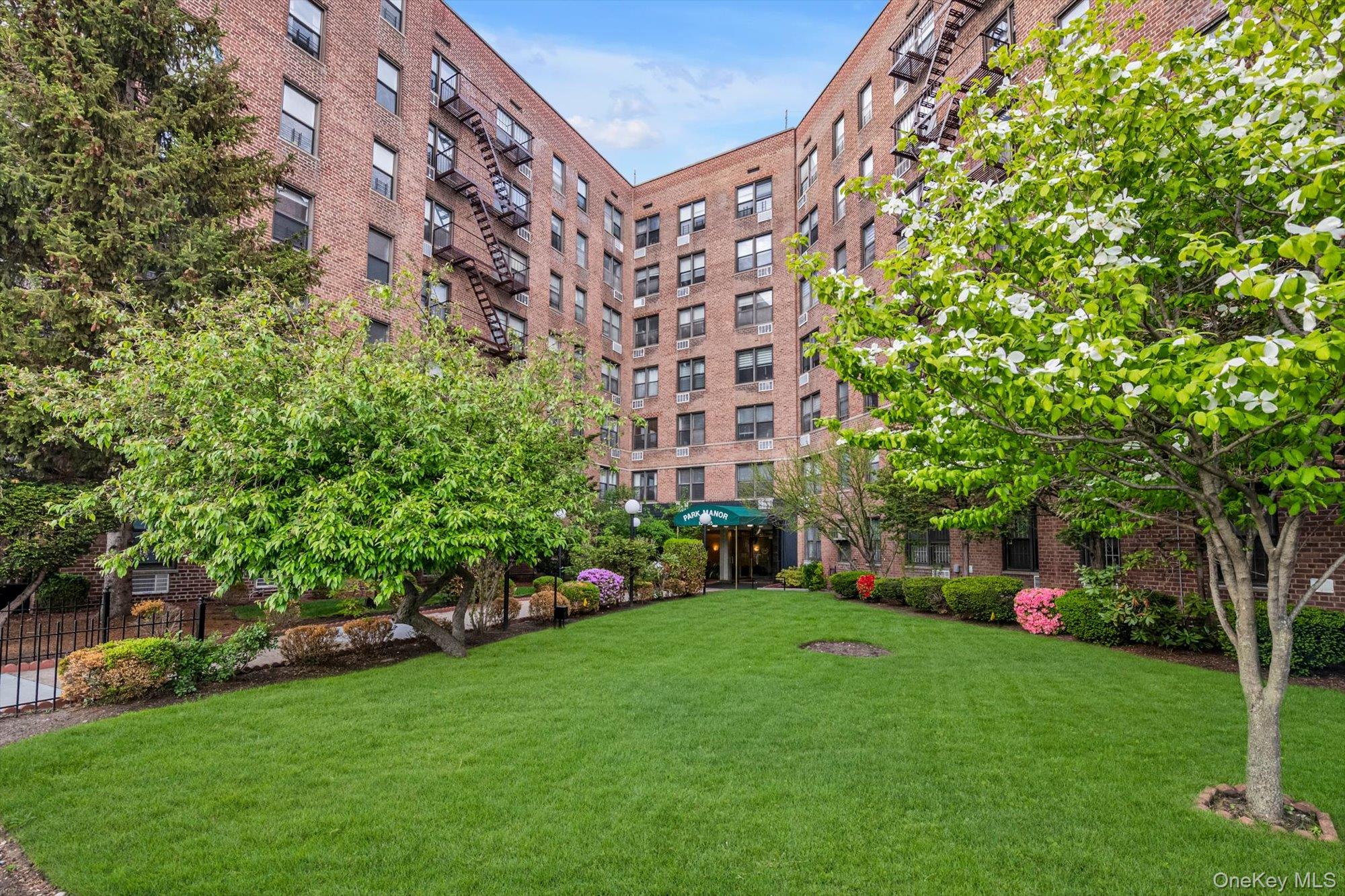 100-25 Queens Boulevard, Unit 6E photo 16