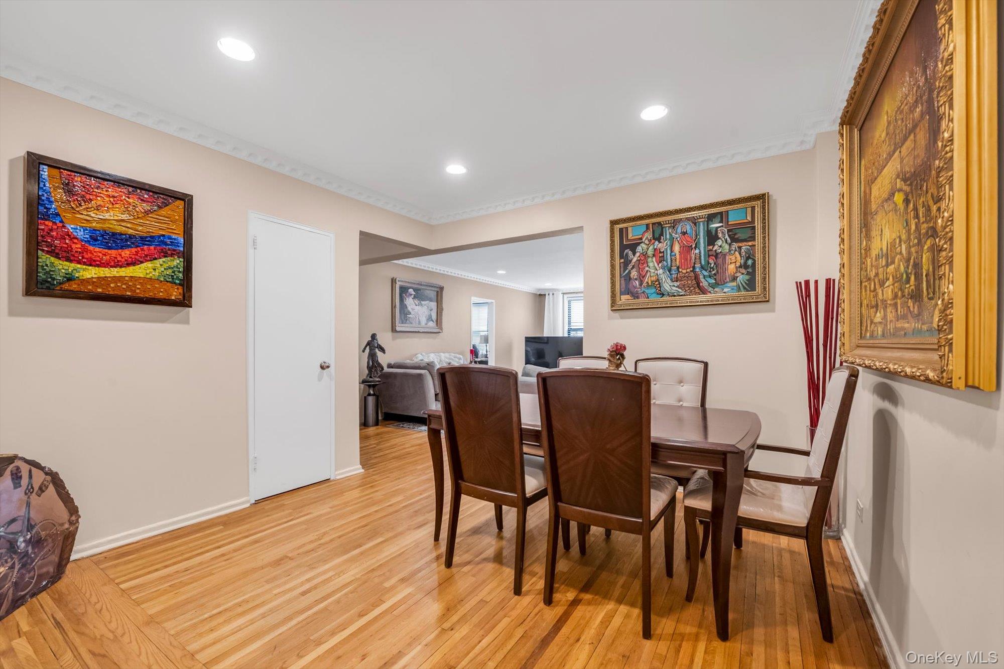100-25 Queens Boulevard, Unit 6E photo 2