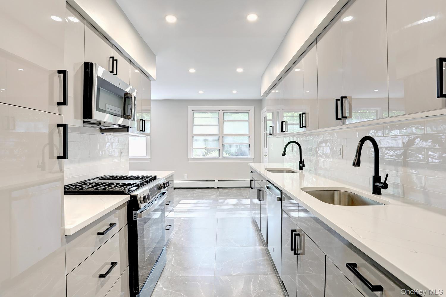 152 Kearsing Parkway, Unit E photo 10