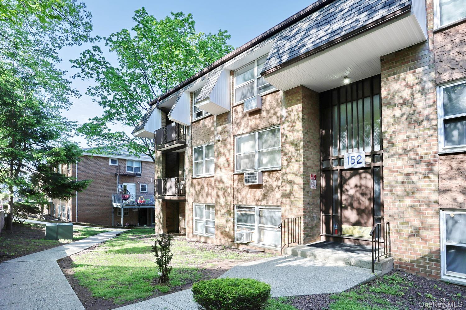 152 Kearsing Parkway, Unit E