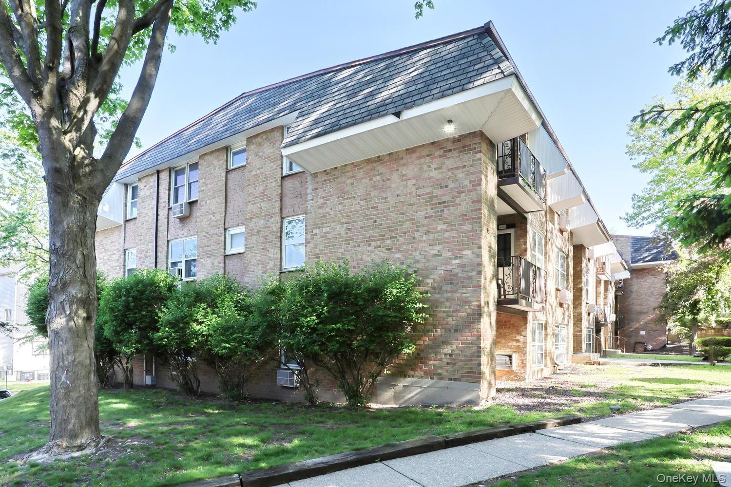 152 Kearsing Parkway, Unit E photo 15