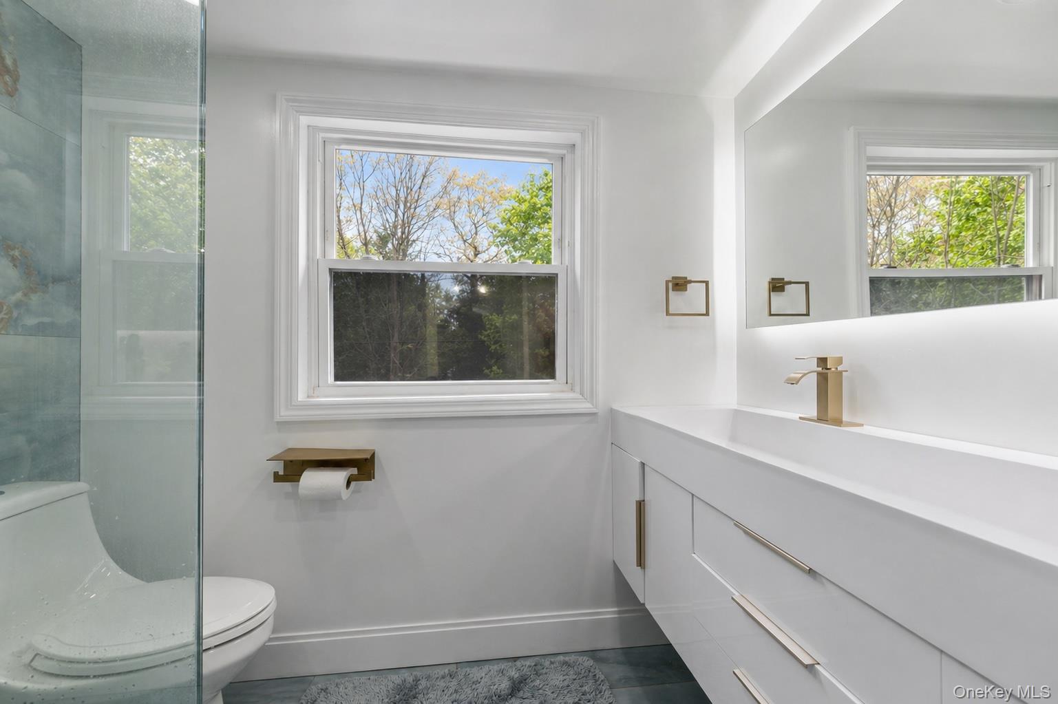 466 Long Island Avenue – For Sale photo 17