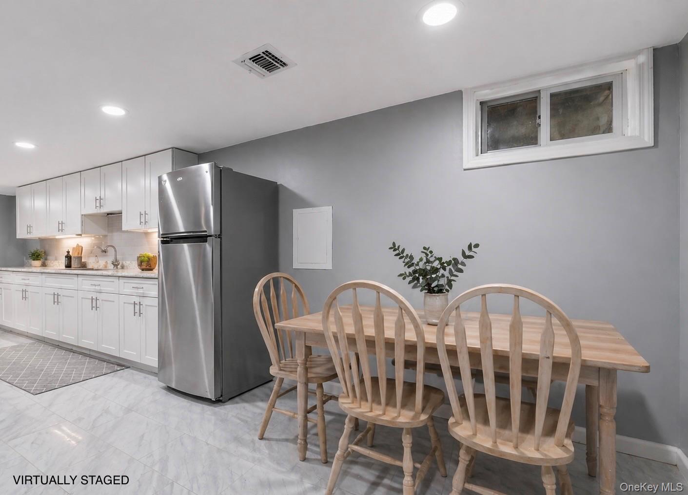 466 Long Island Avenue – For Sale photo 19