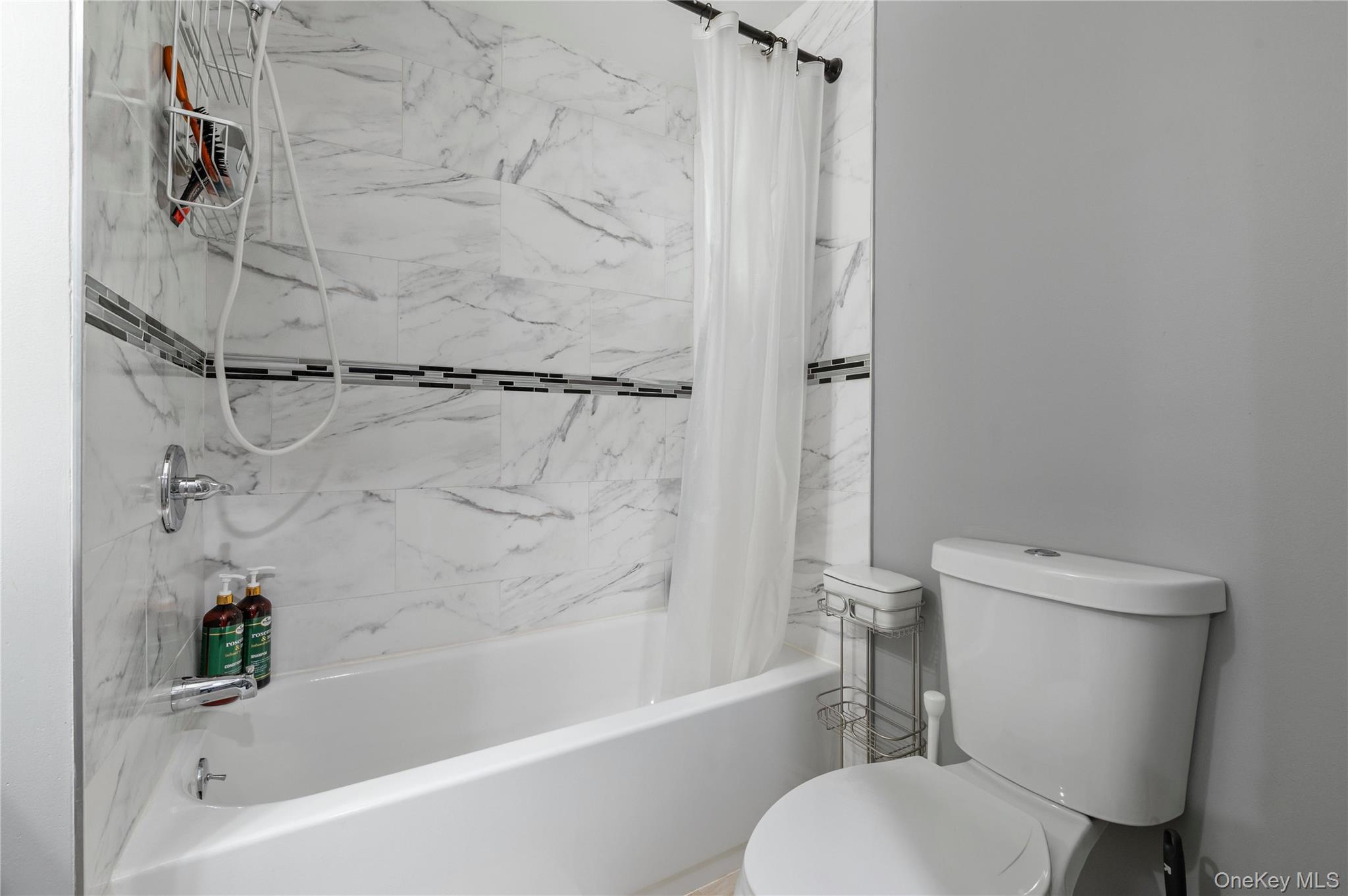466 Long Island Avenue – For Sale photo 11
