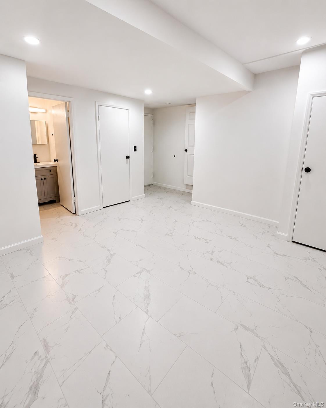 3240 Netherland Avenue, Unit 1C photo 6