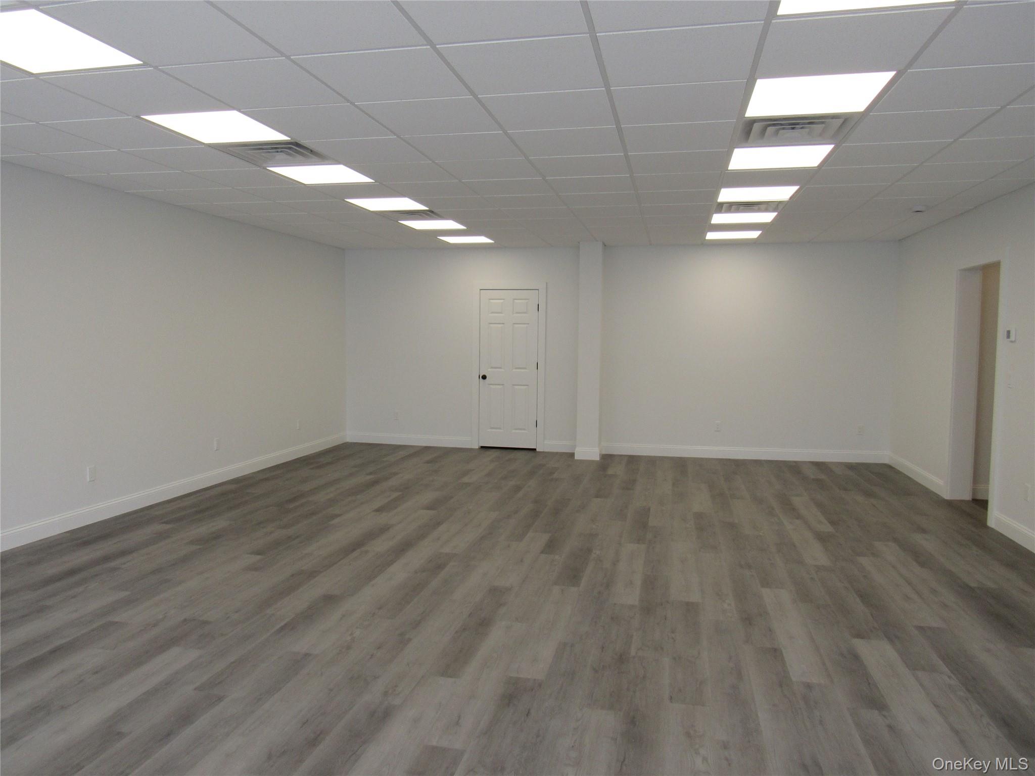 123 Grand Street – For Rent photo 2