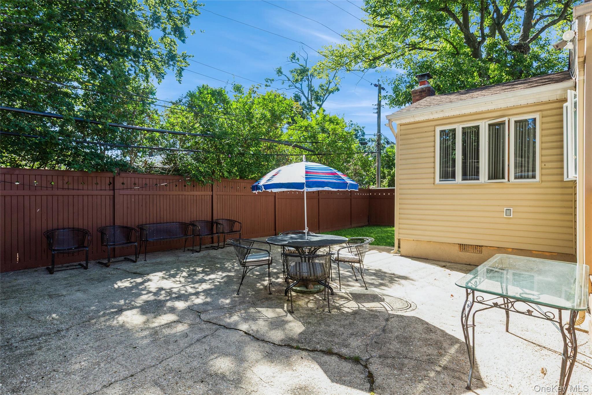 602 Garden Lane – For Sale photo 7