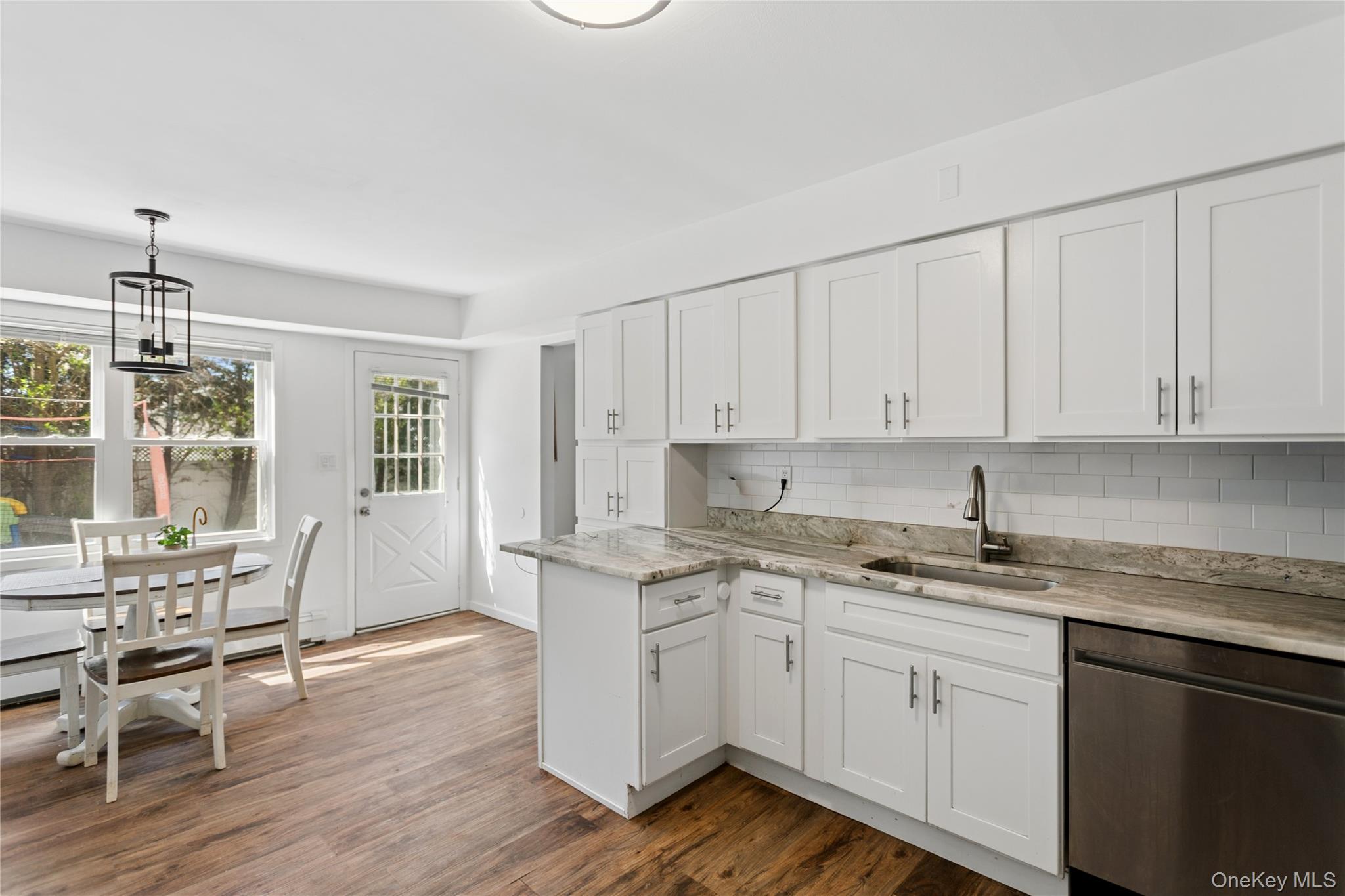 112 Ivy Lane – For Sale photo 13