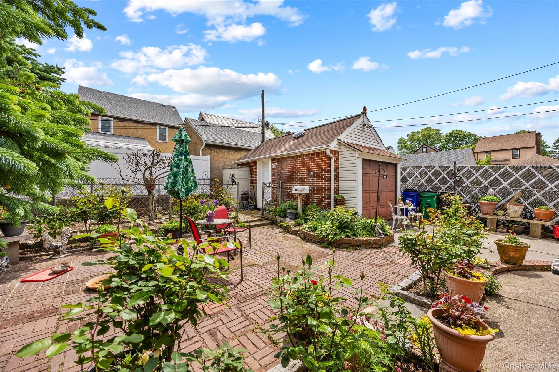 3221 168th Street – For Sale photo 5