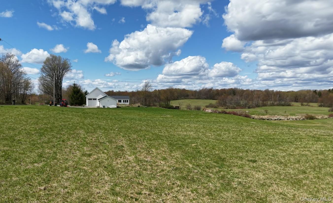 1702 Diary Hill Road – For Sale photo 5