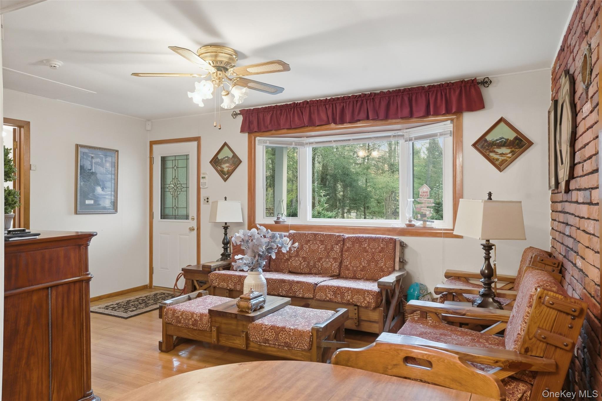 136 N Shore Drive – For Sale photo 9