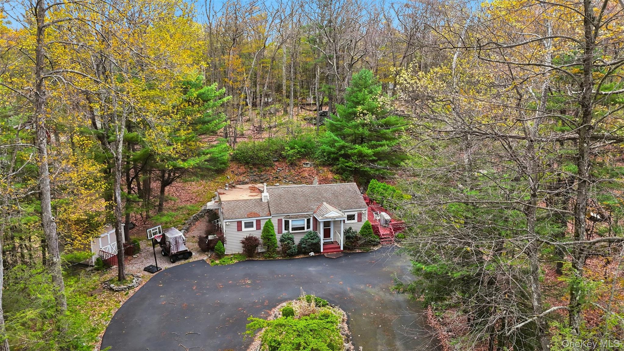 136 N Shore Drive – For Sale photo 4