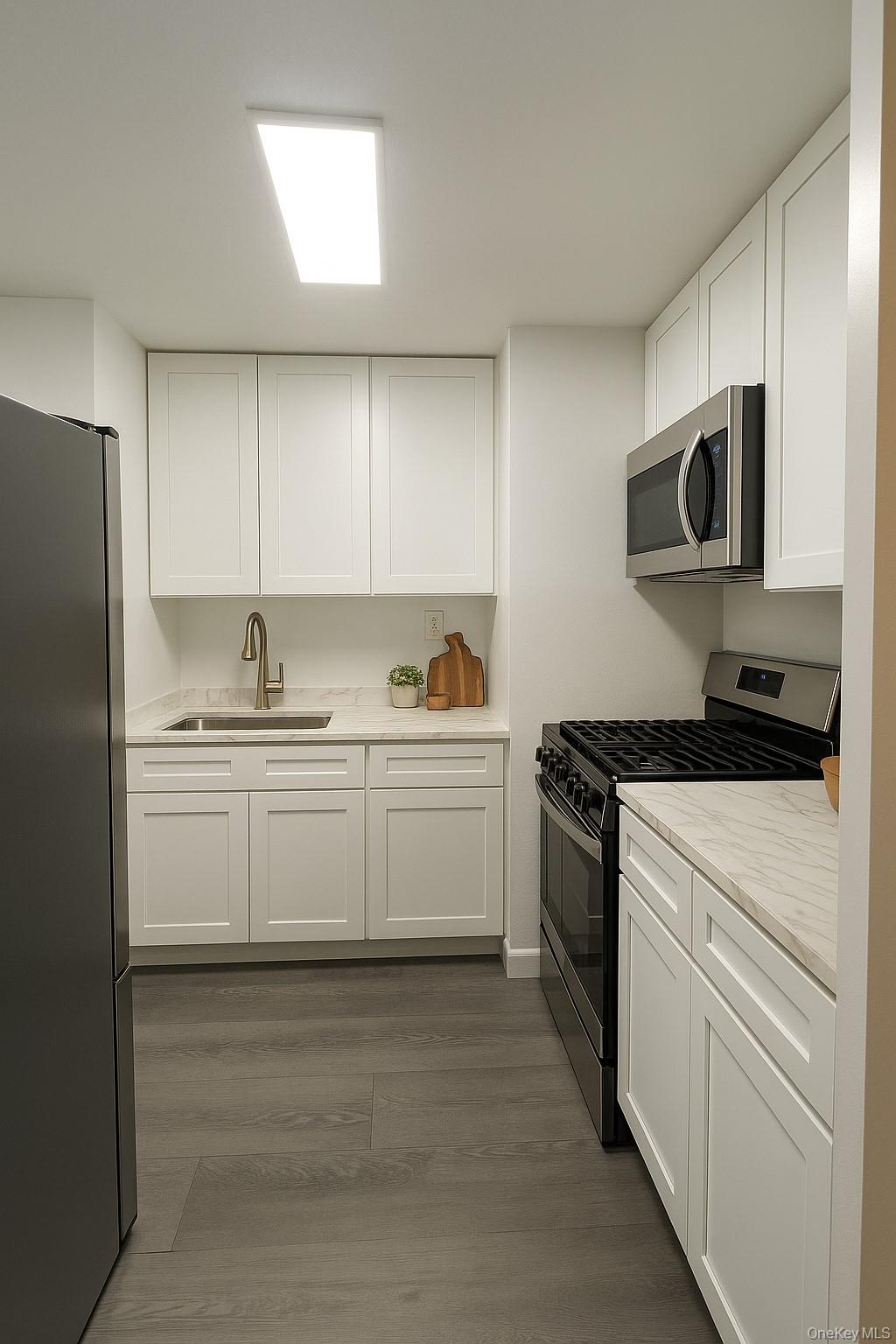 155 Ferris Avenue, Unit 11B photo 5