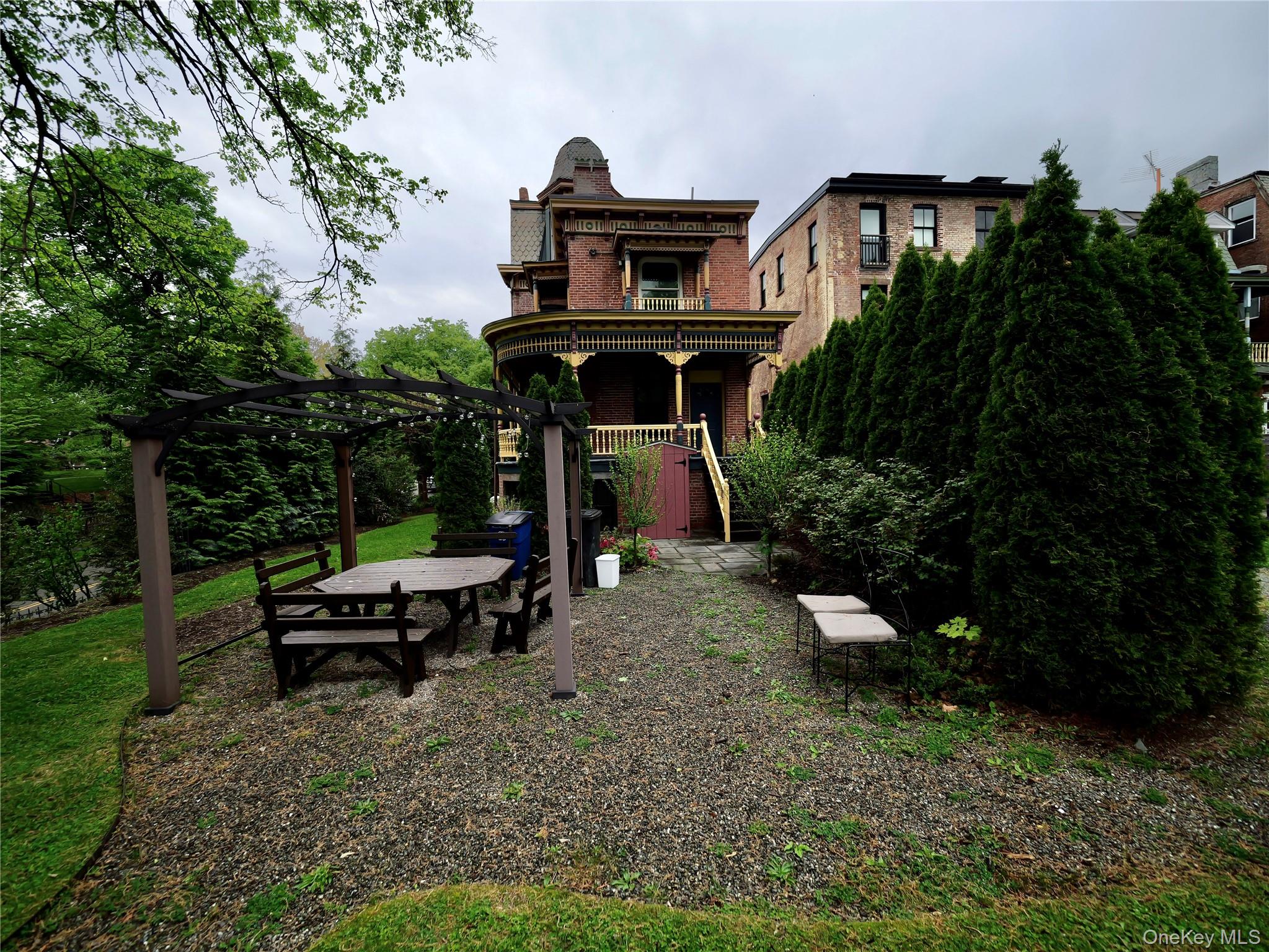 4 Grand Street, Unit 2 photo 18