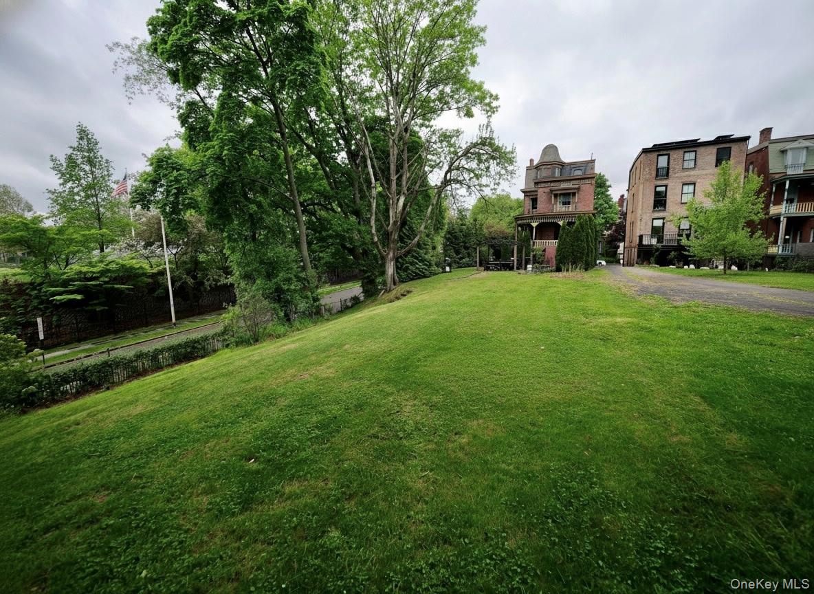 4 Grand Street, Unit 2 photo 20