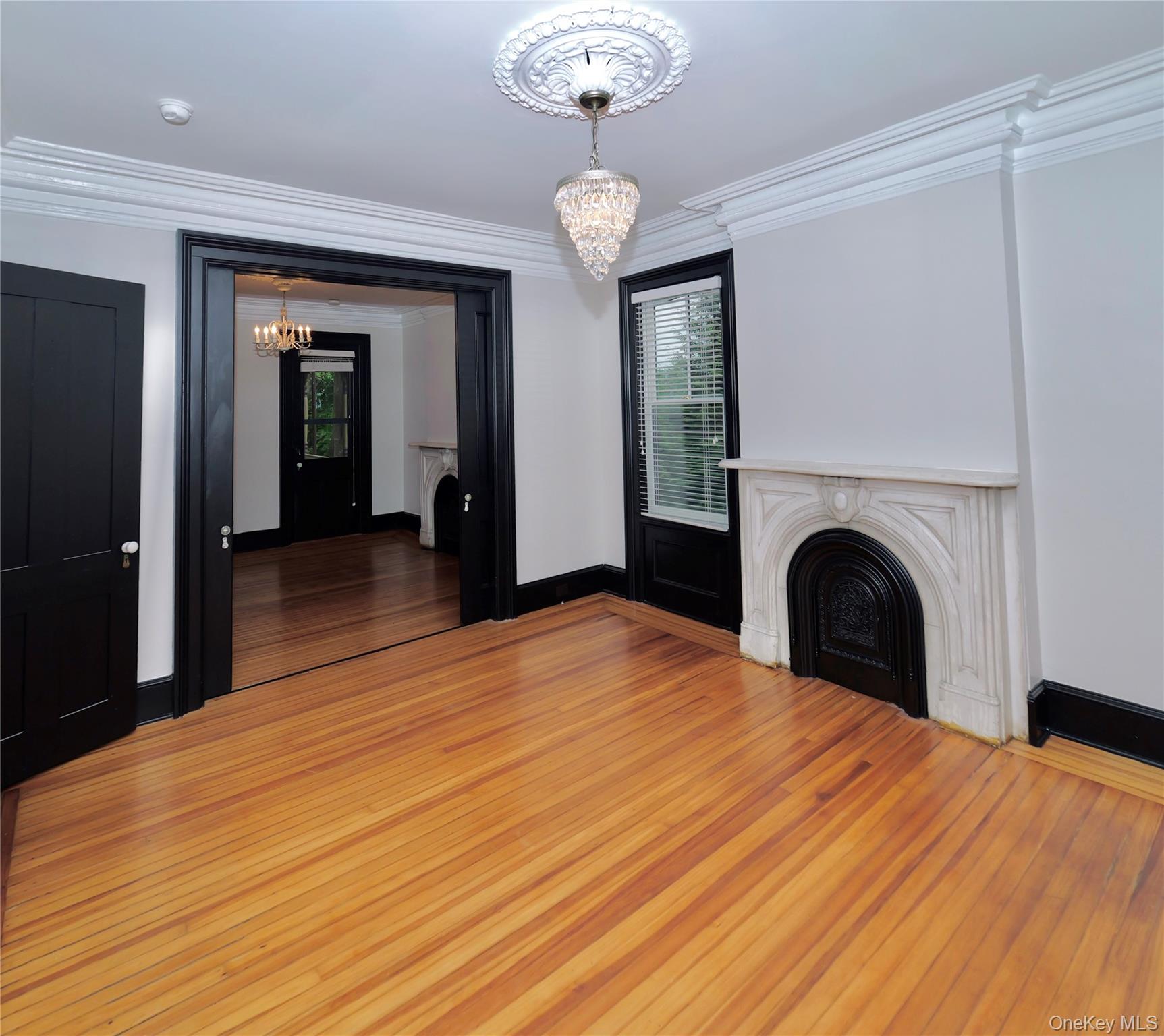 4 Grand Street, Unit 2