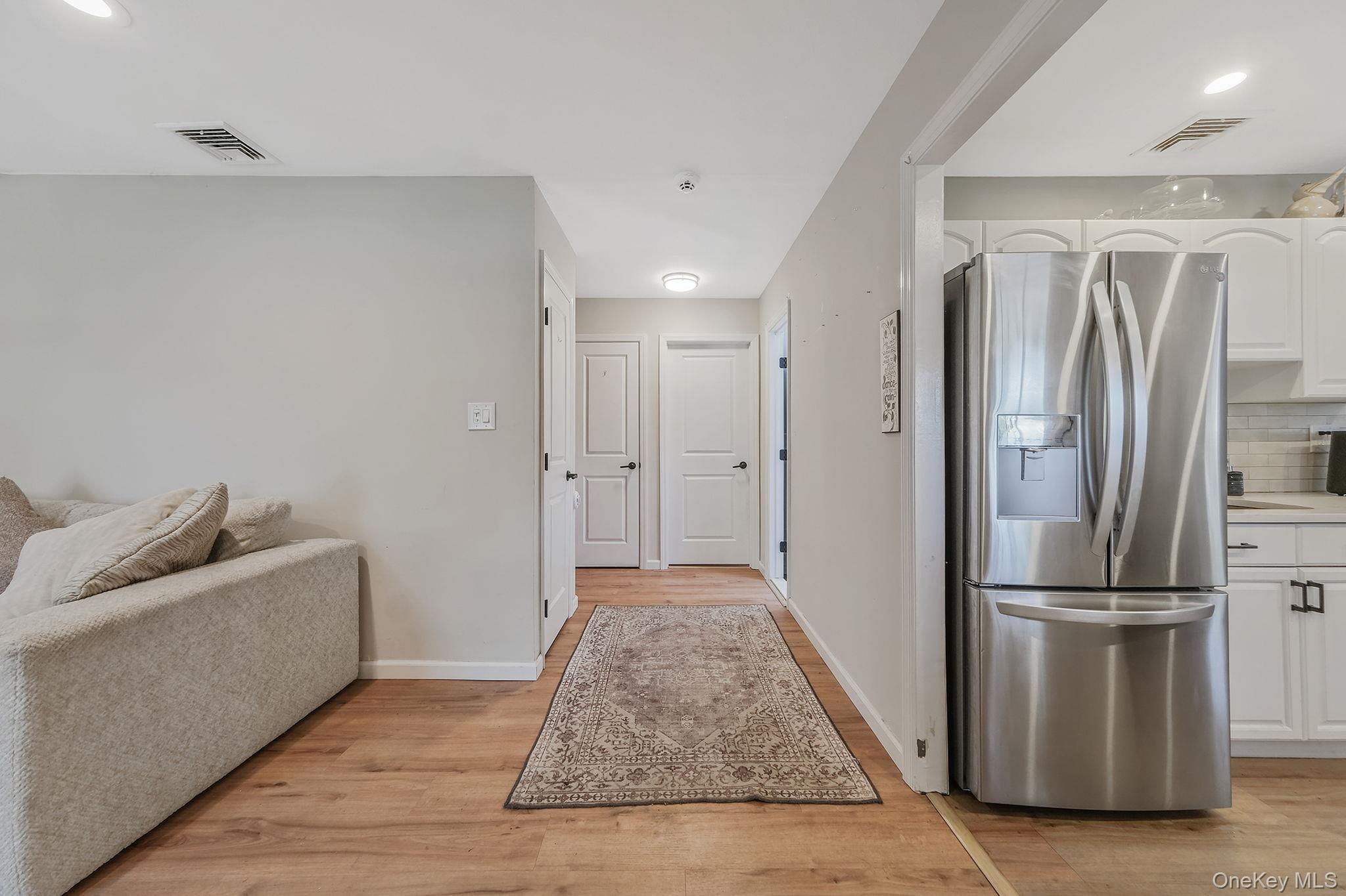 5 Oakwood Avenue – For Sale photo 8
