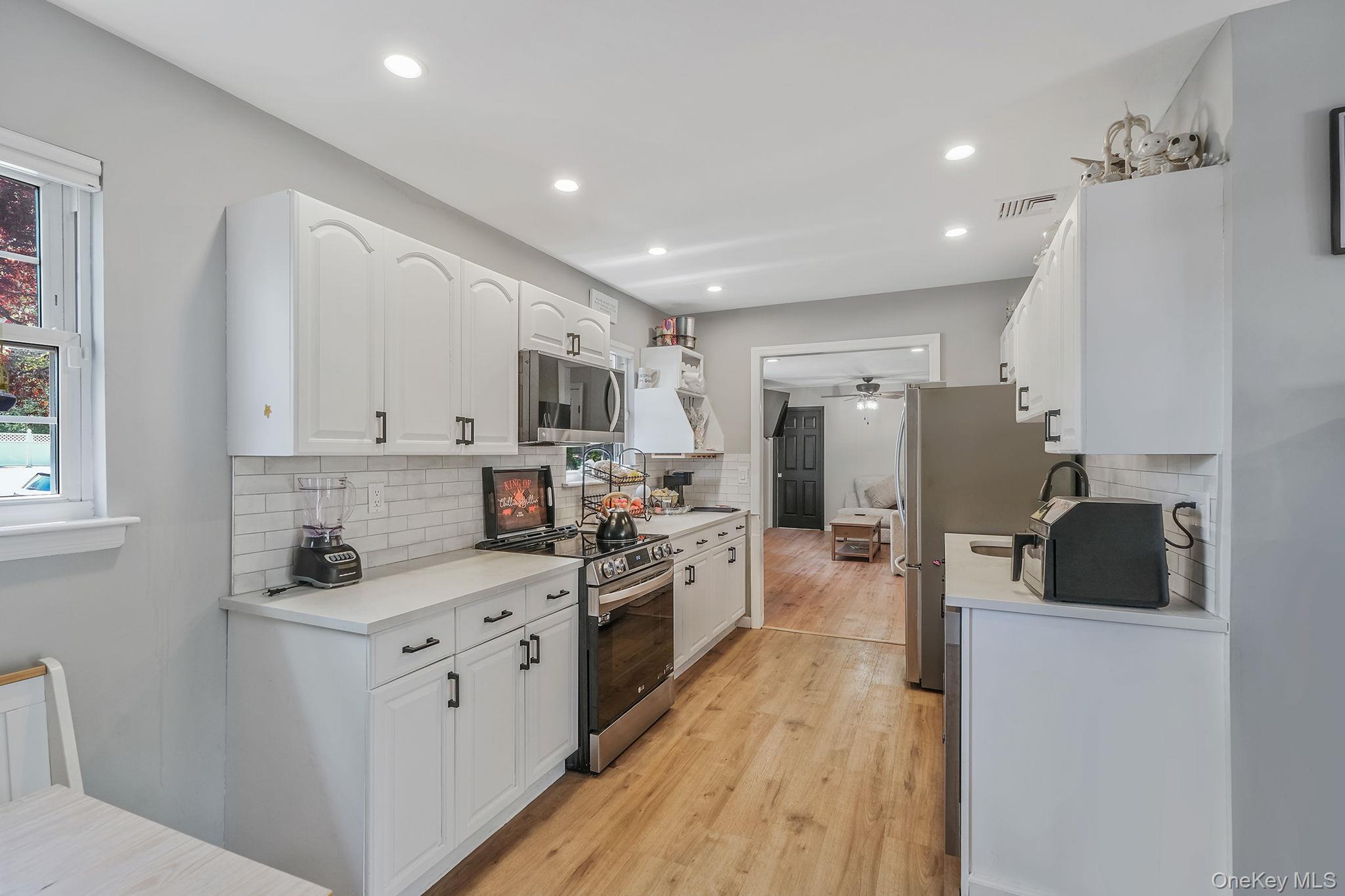 5 Oakwood Avenue – For Sale photo 4