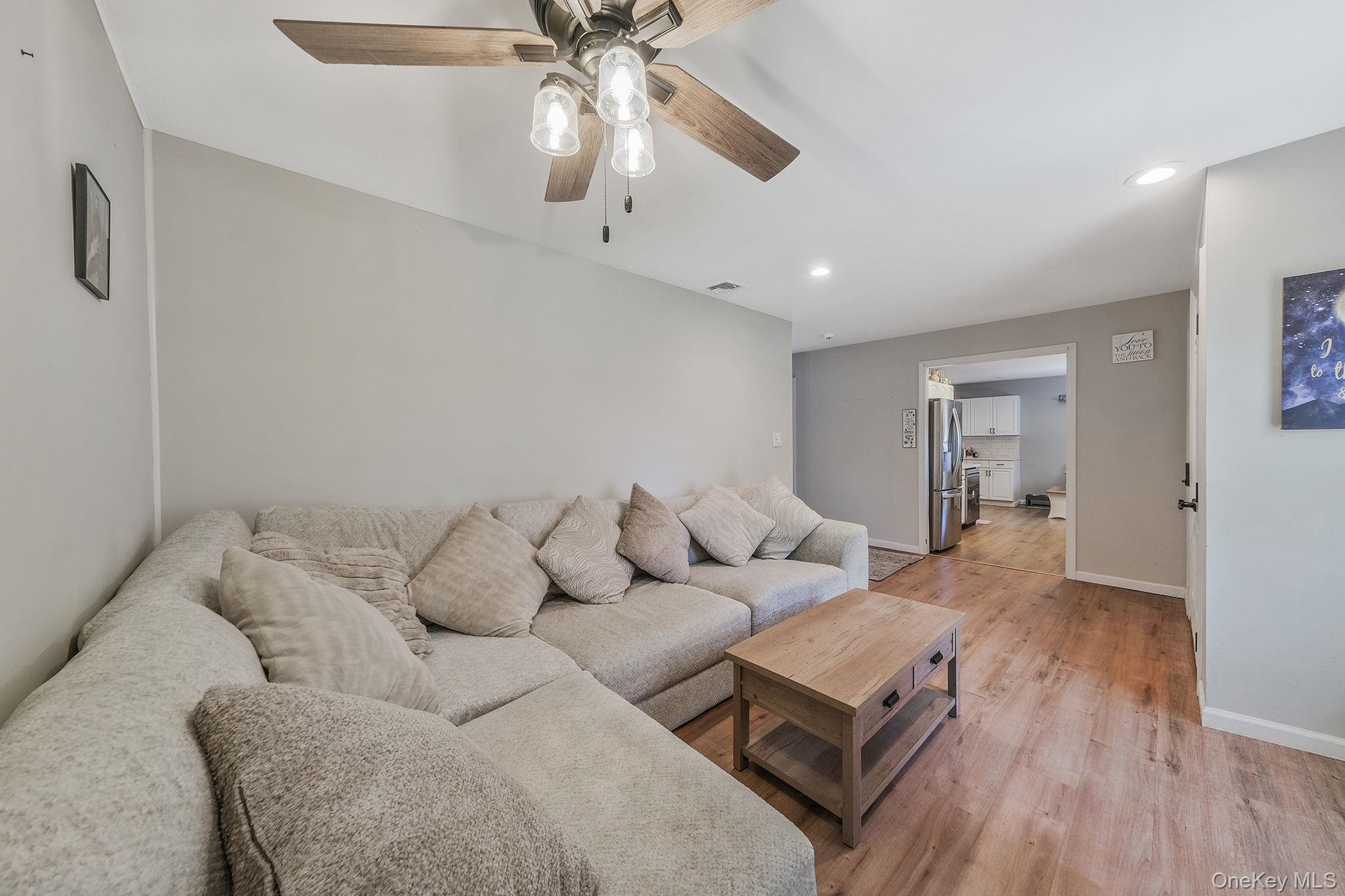 5 Oakwood Avenue – For Sale photo 11