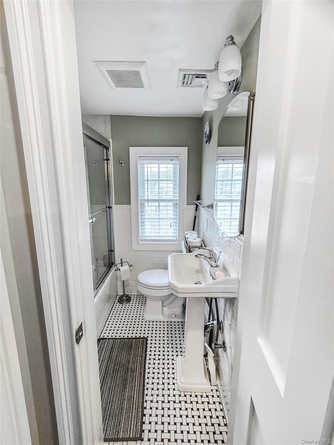 163 N Hamilton Street – For Sale photo 16