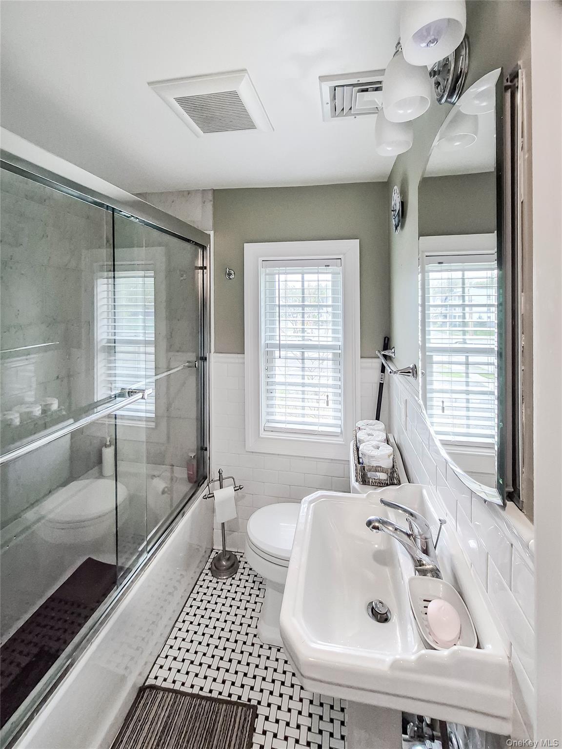 163 N Hamilton Street – For Sale photo 17