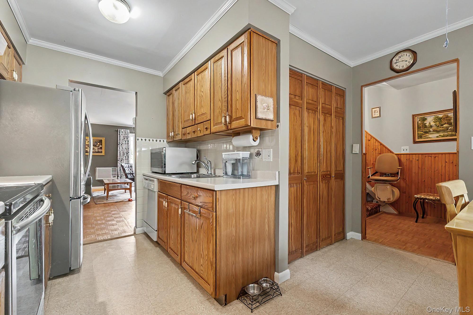 158 Rolling Way – For Sale photo 7