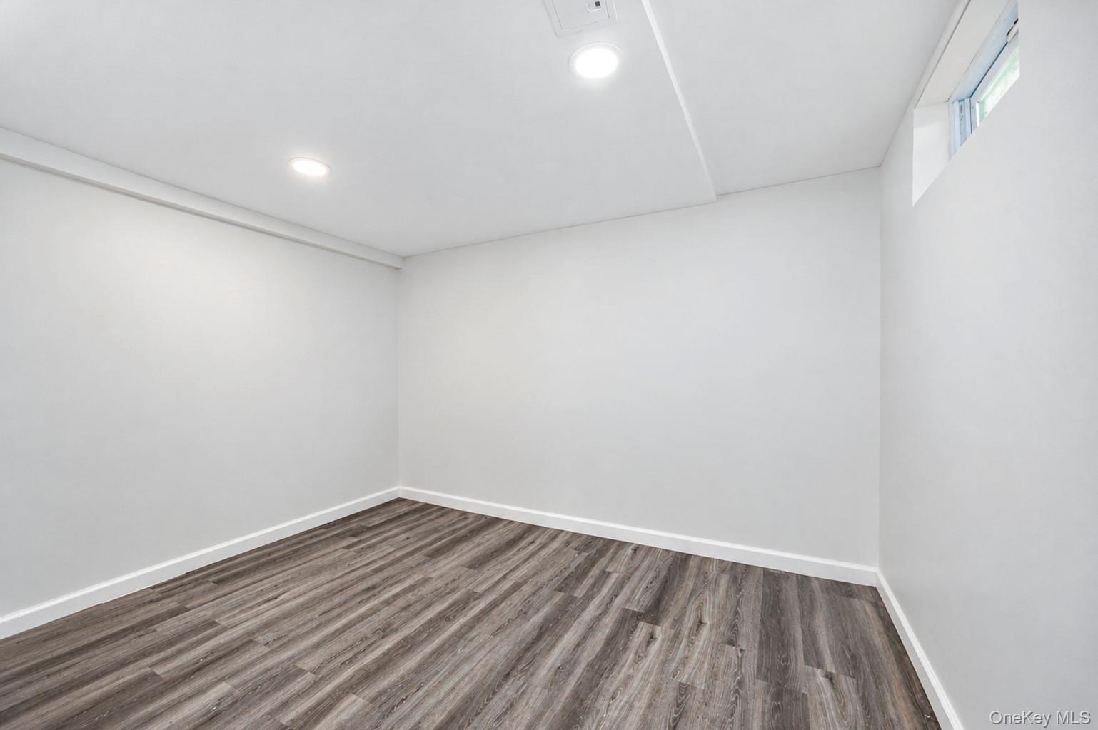331 Broadway – For Sale photo 32
