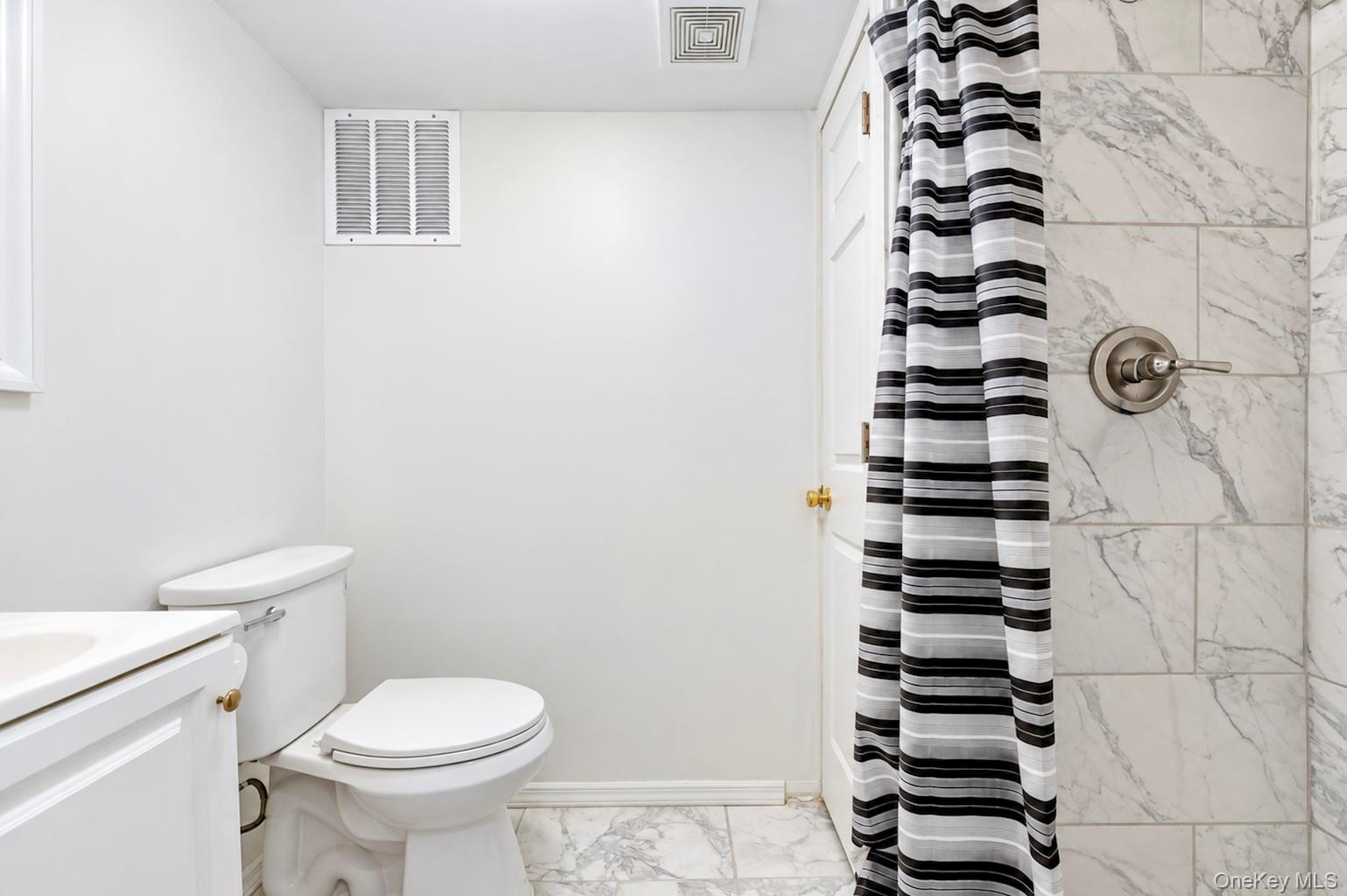 331 Broadway – For Sale photo 35