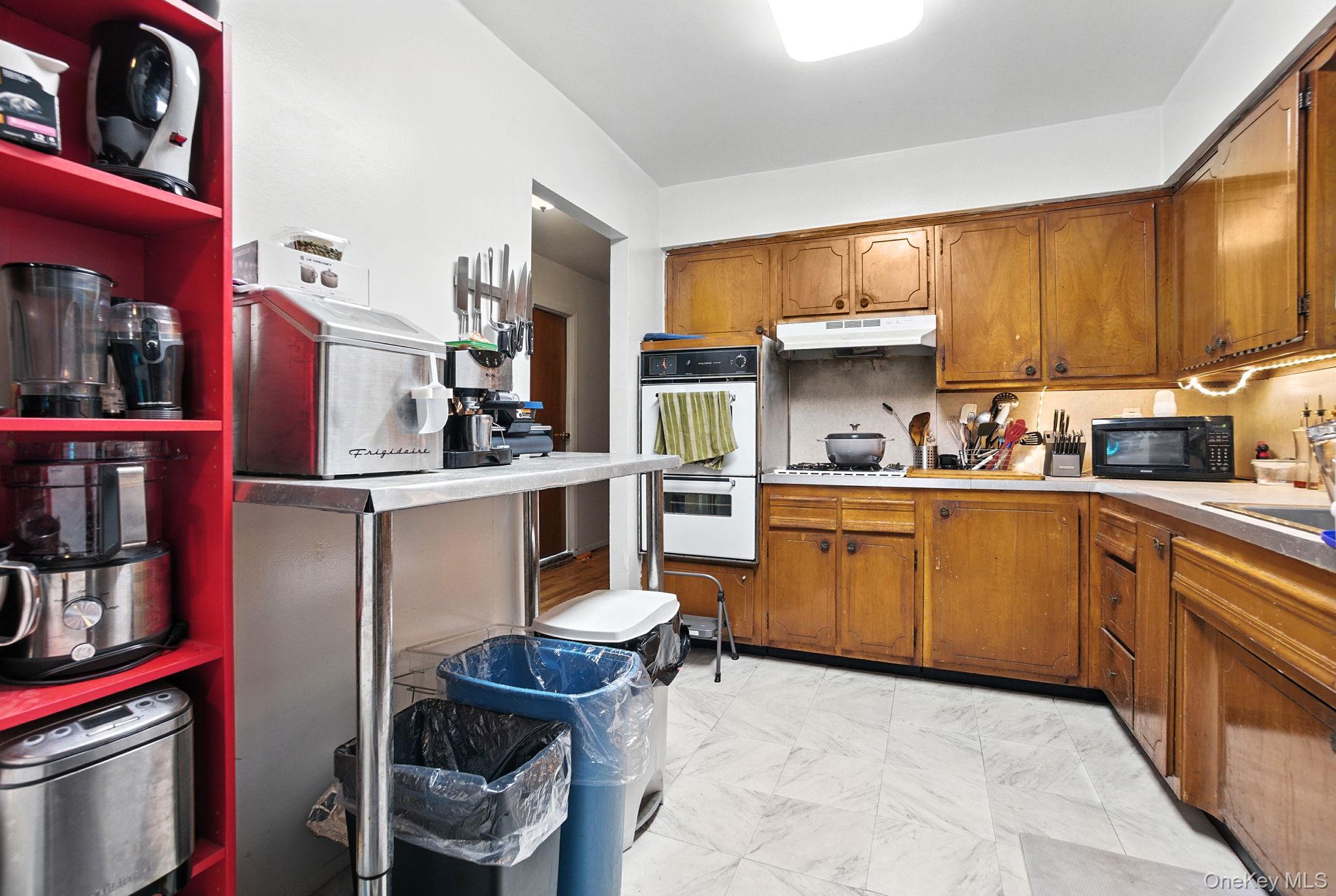 61-26 Booth Street – For Sale photo 9