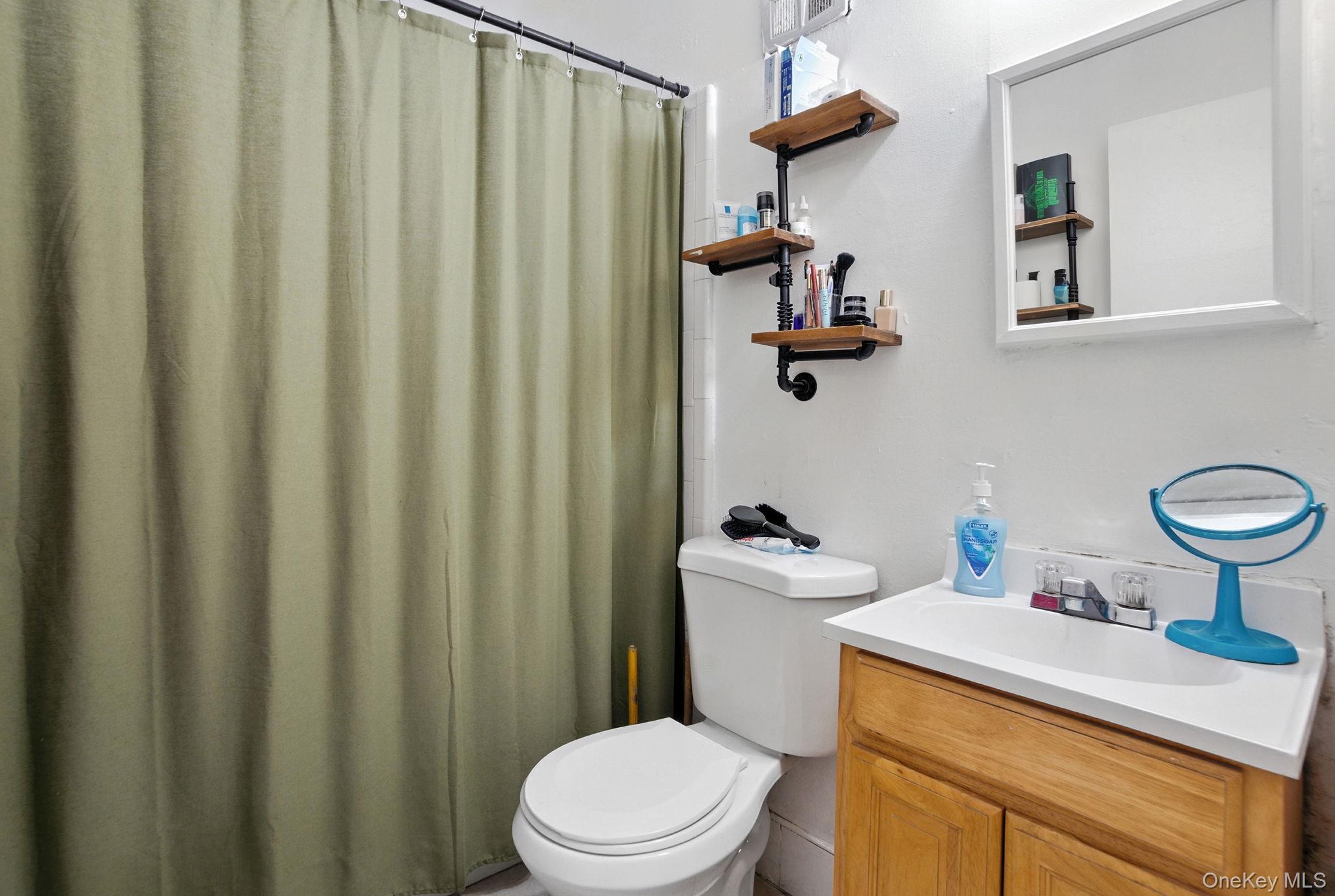 61-26 Booth Street – For Sale photo 10