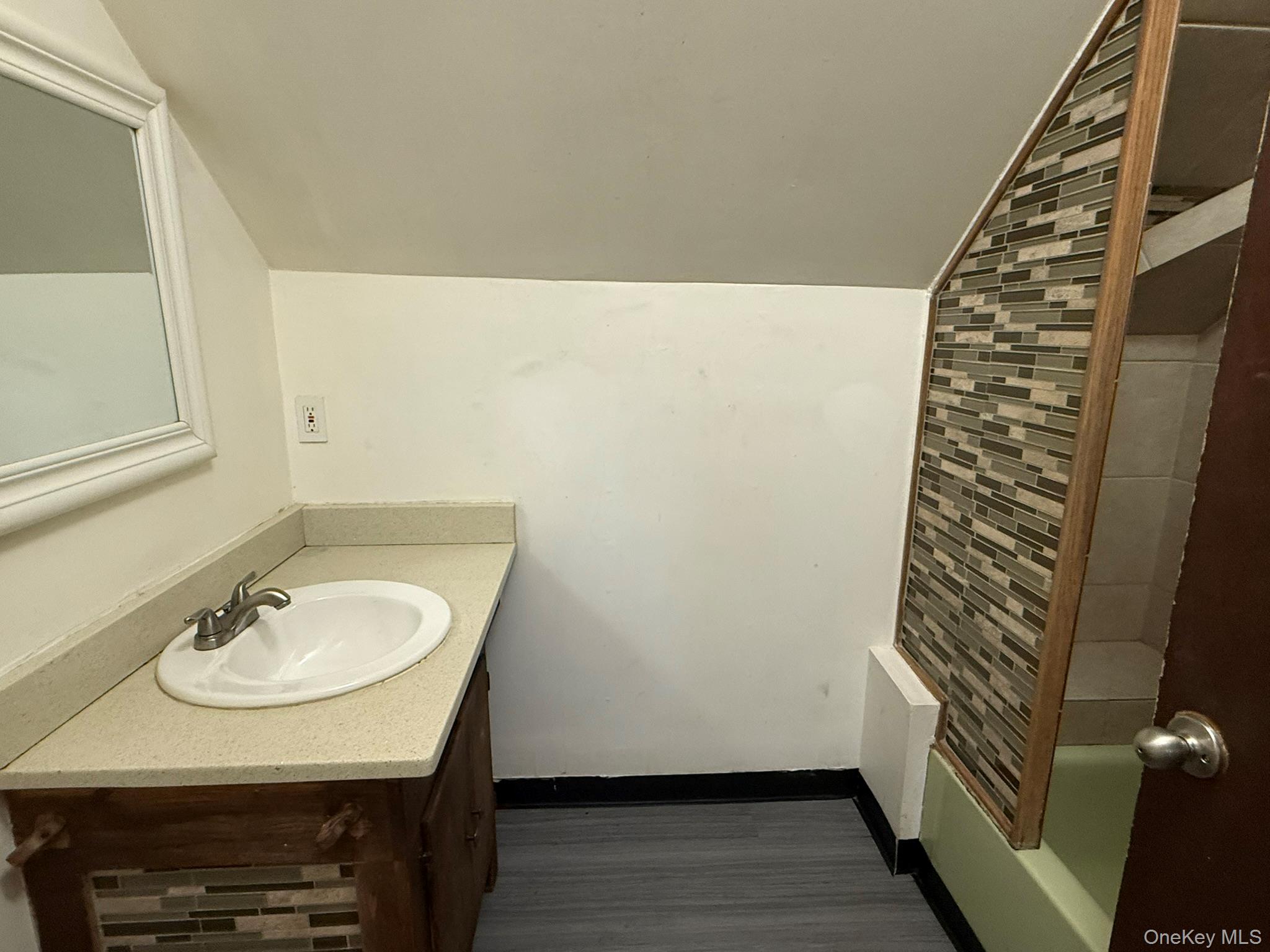 8 Fox Terrace – For Sale photo 20