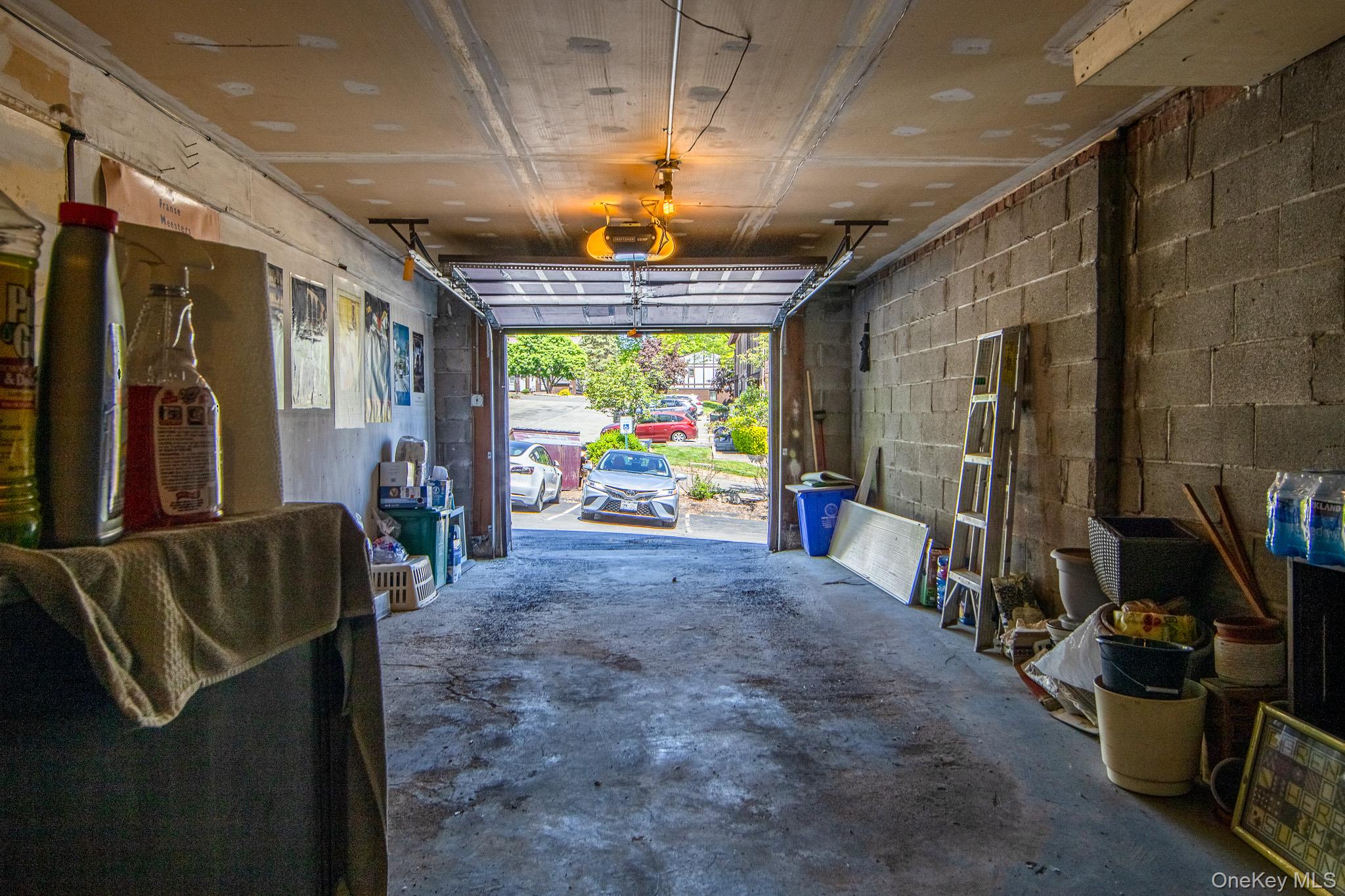 292 Richard Court, Unit 292 photo 22