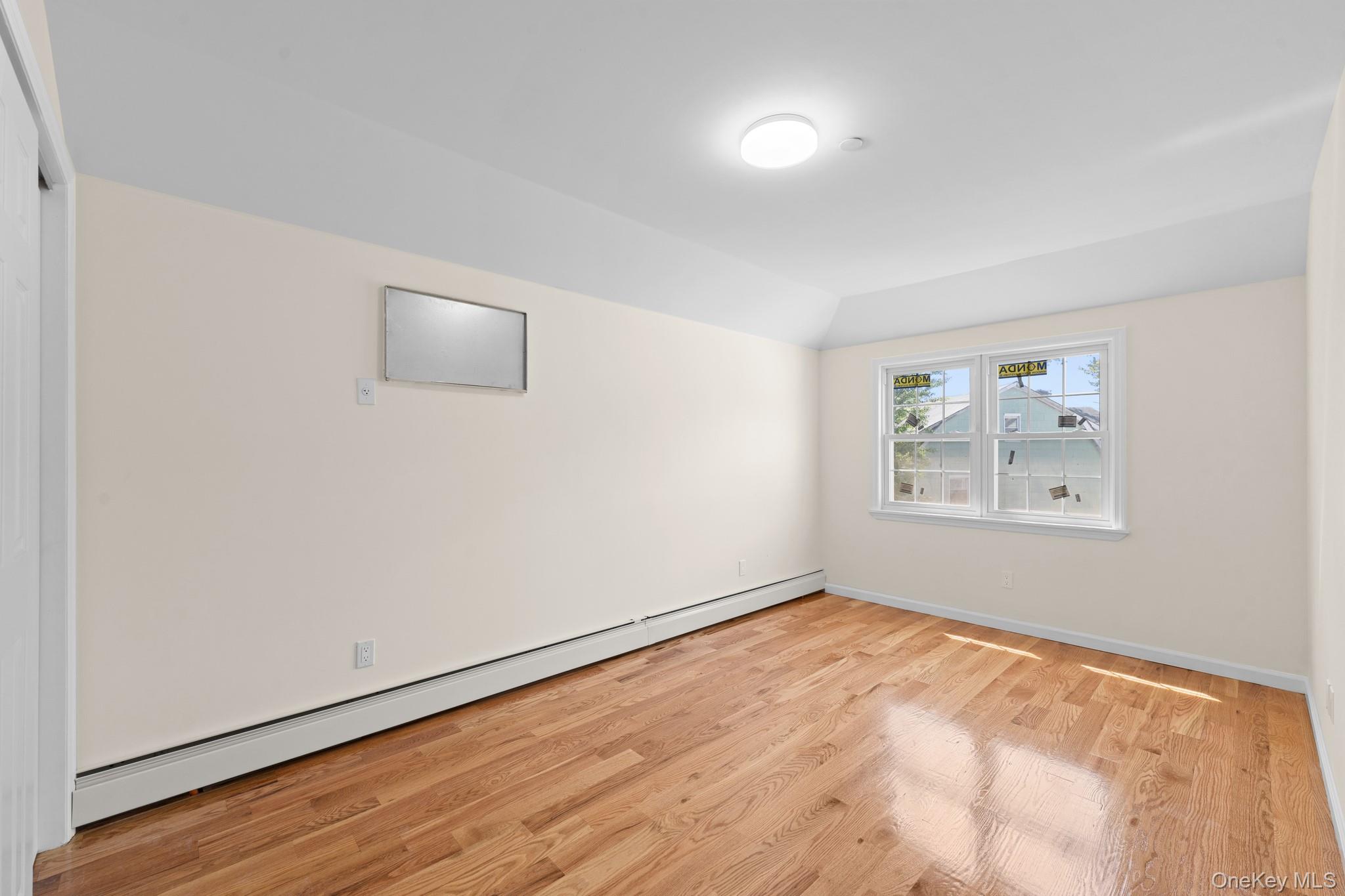 115-72A Newburg St – For Sale photo 11