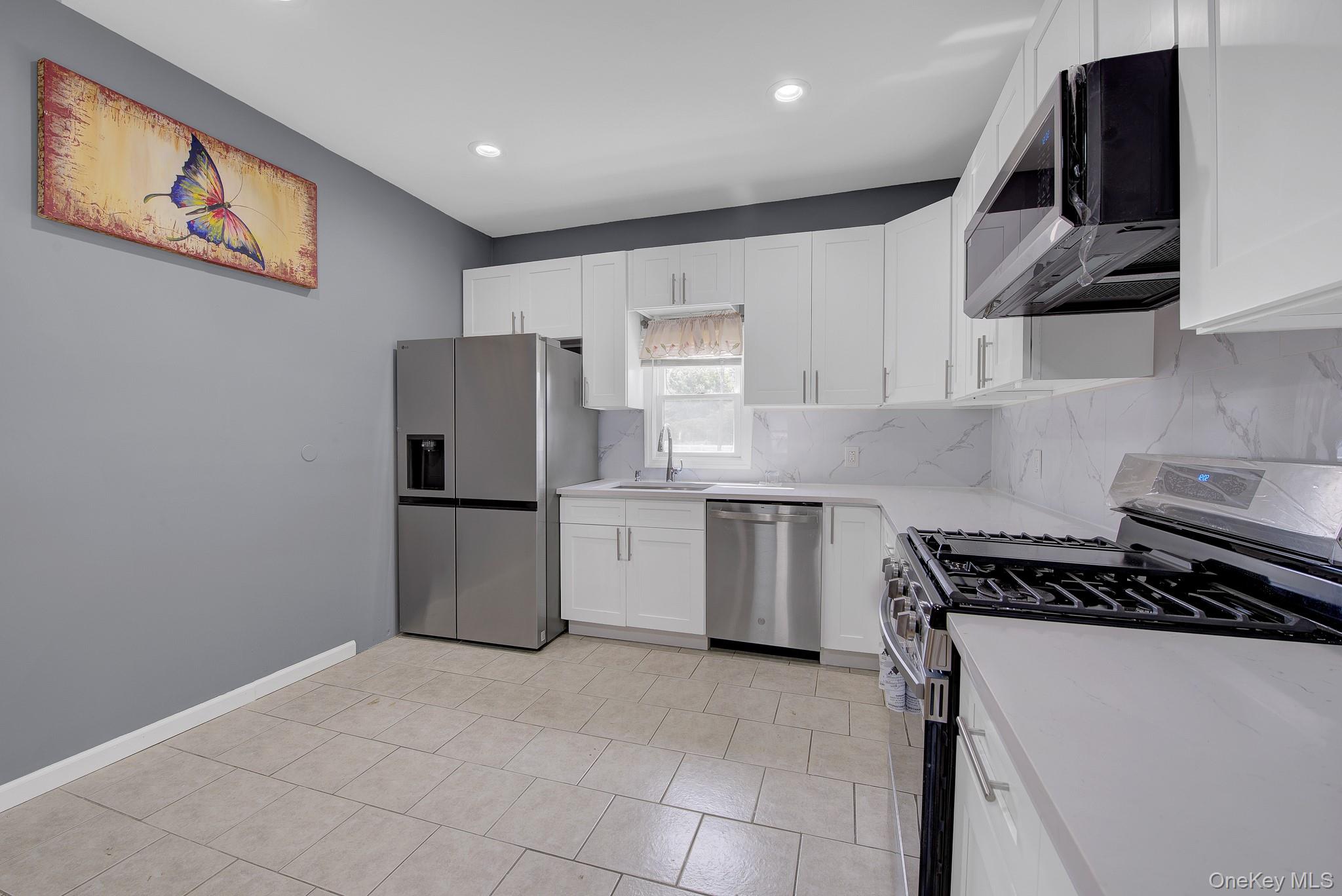 587 Miller Avenue – For Sale photo 7