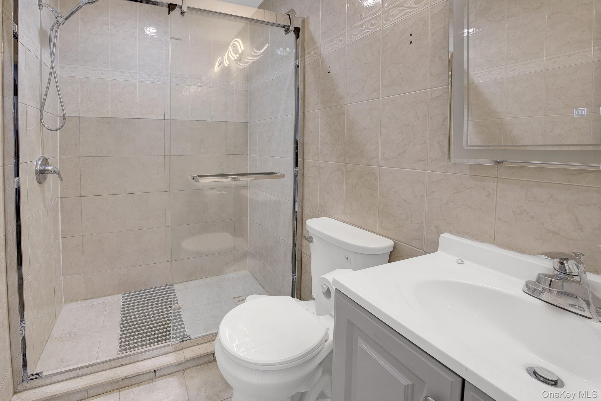 587 Miller Avenue – For Sale photo 13