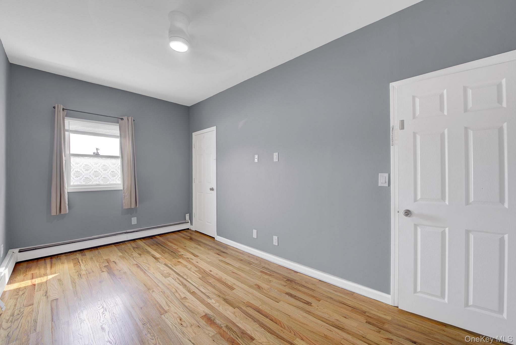 587 Miller Avenue – For Sale photo 12