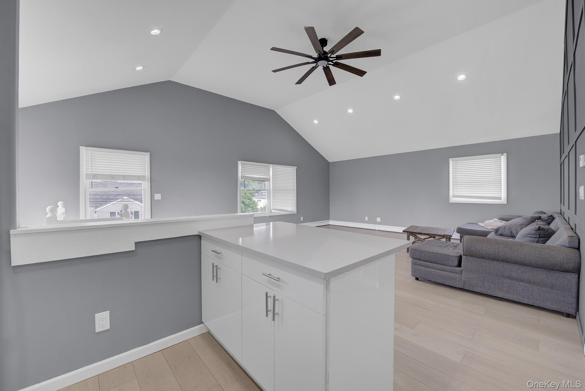 587 Miller Avenue – For Sale photo 20