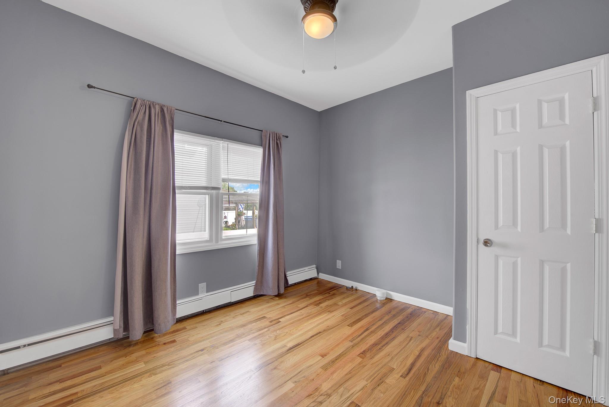 587 Miller Avenue – For Sale photo 10