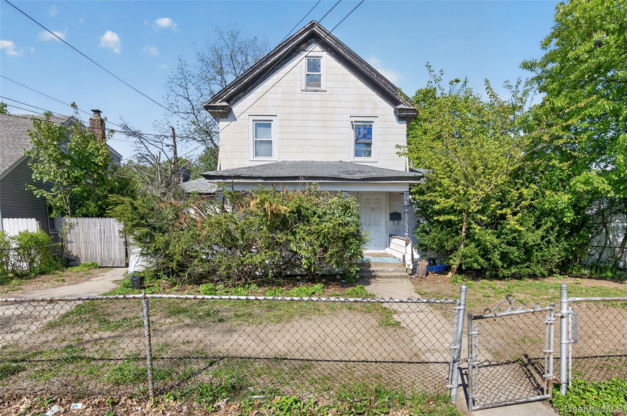 95 Rose Avenue – For Sale