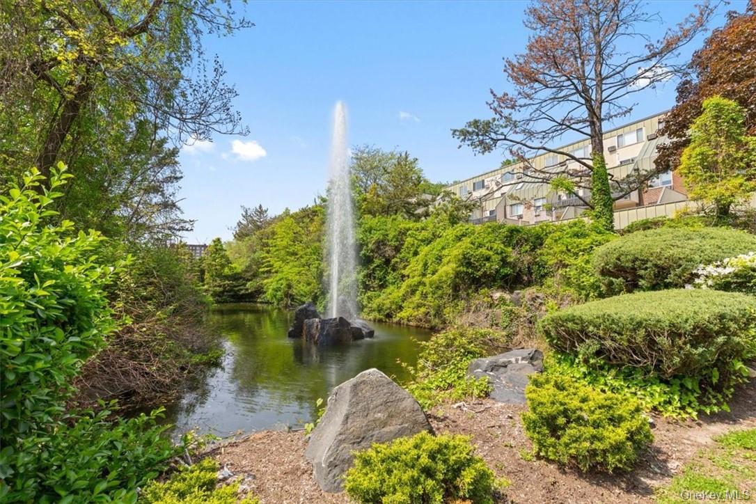 2 Fountain Lane, Unit 3W photo 31