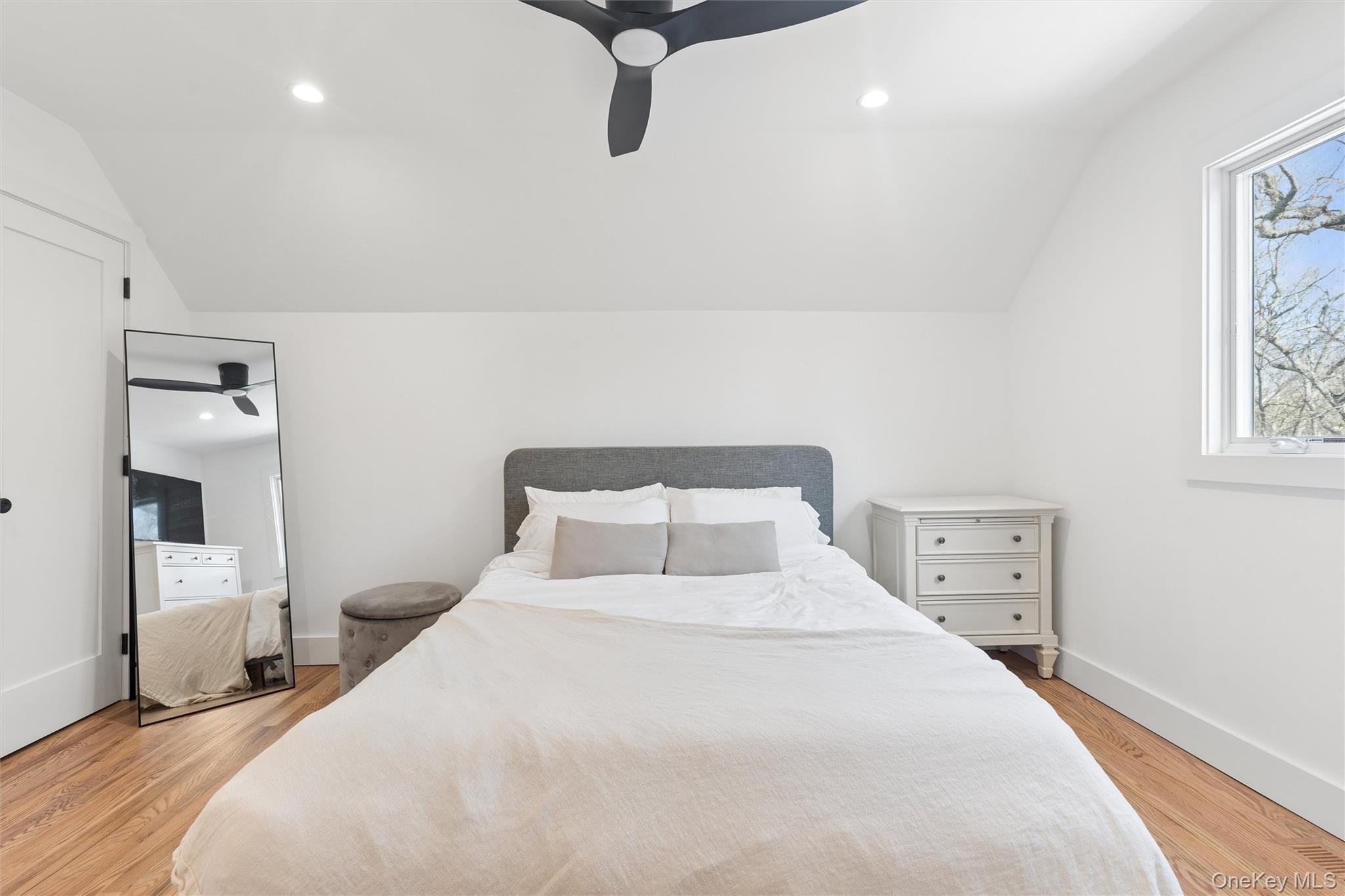 502 Springs Fireplace Road – For Rent photo 12