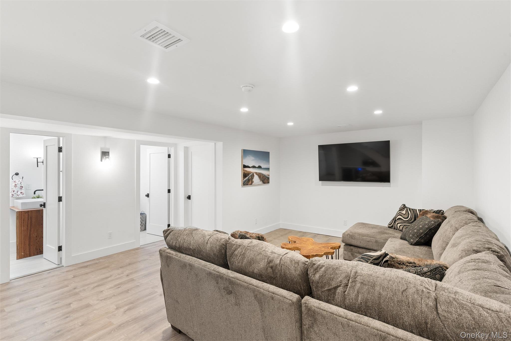 502 Springs Fireplace Road – For Rent photo 22
