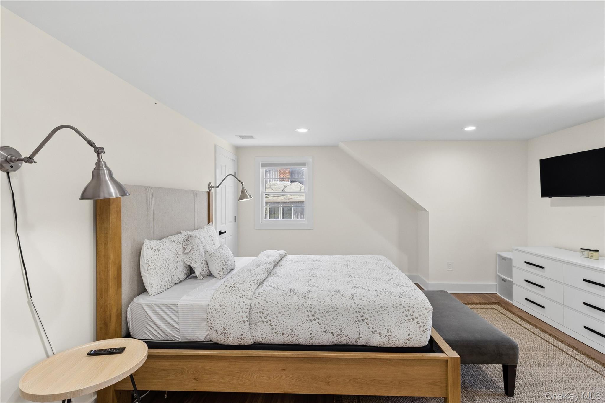 135 Pembroke Drive – For Rent photo 30