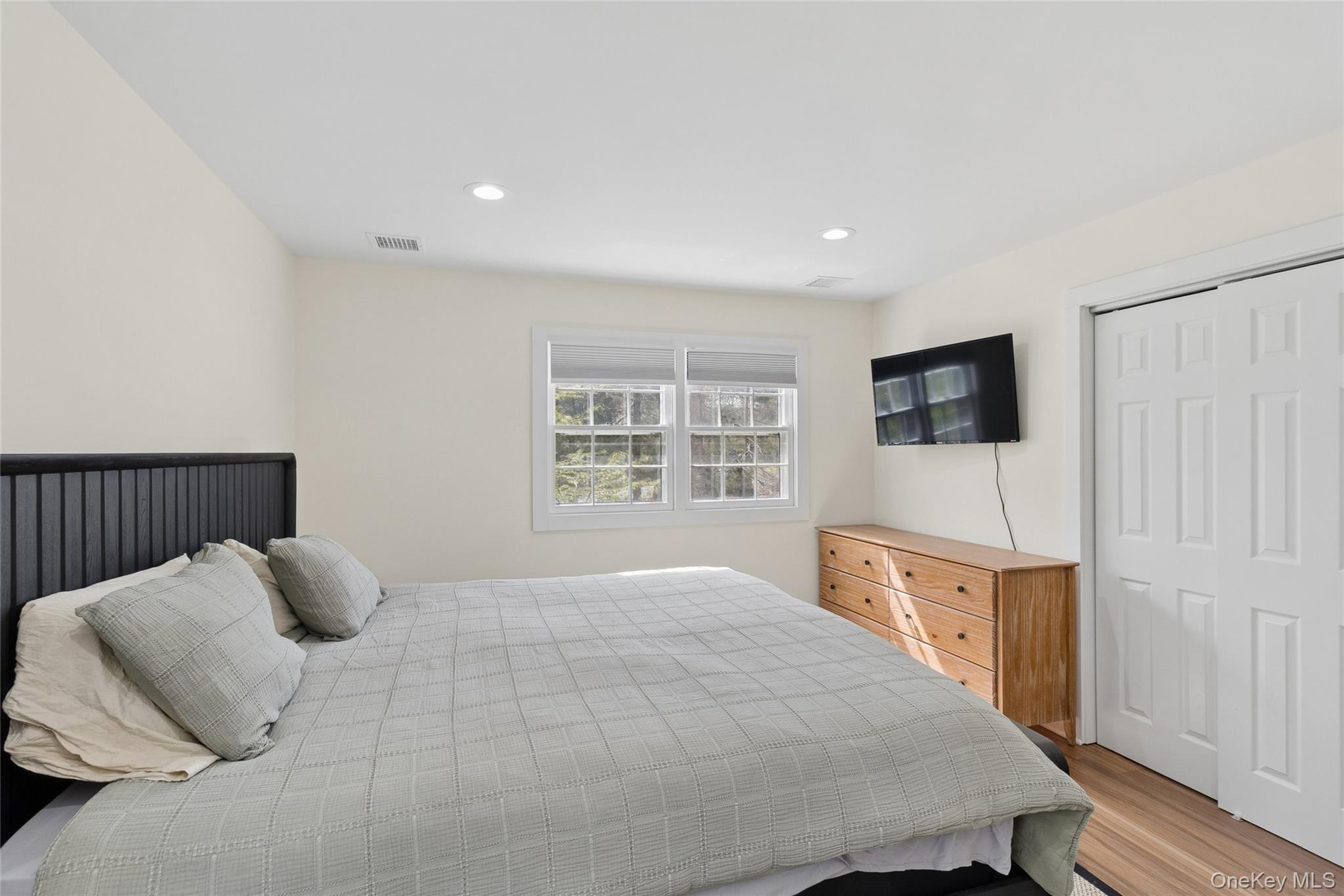 135 Pembroke Drive – For Rent photo 26