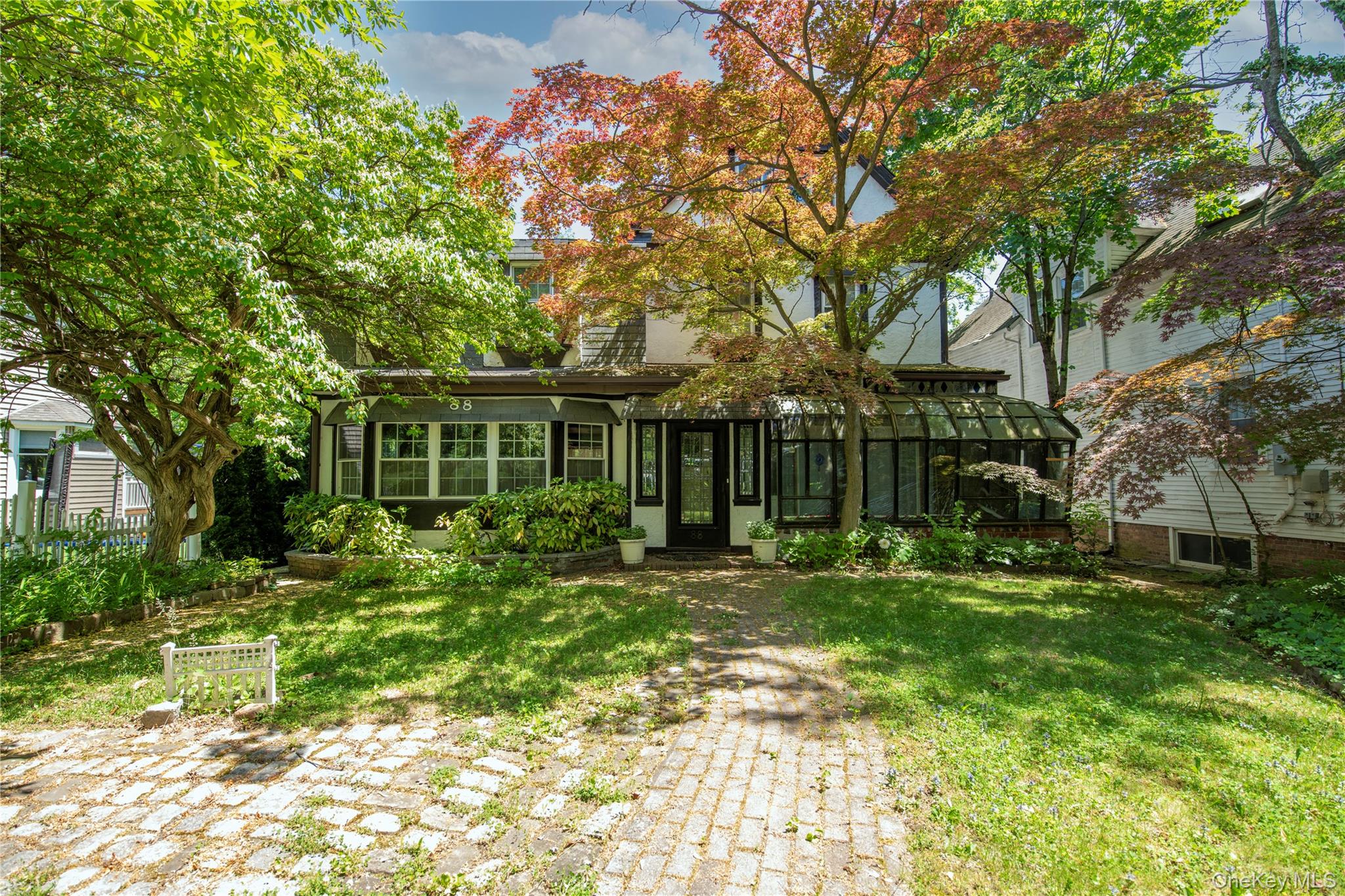 88 Prospect Street – For Sale