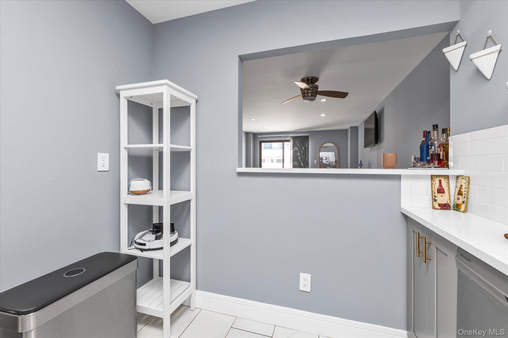 360 Shore Road, Unit 2C photo 7