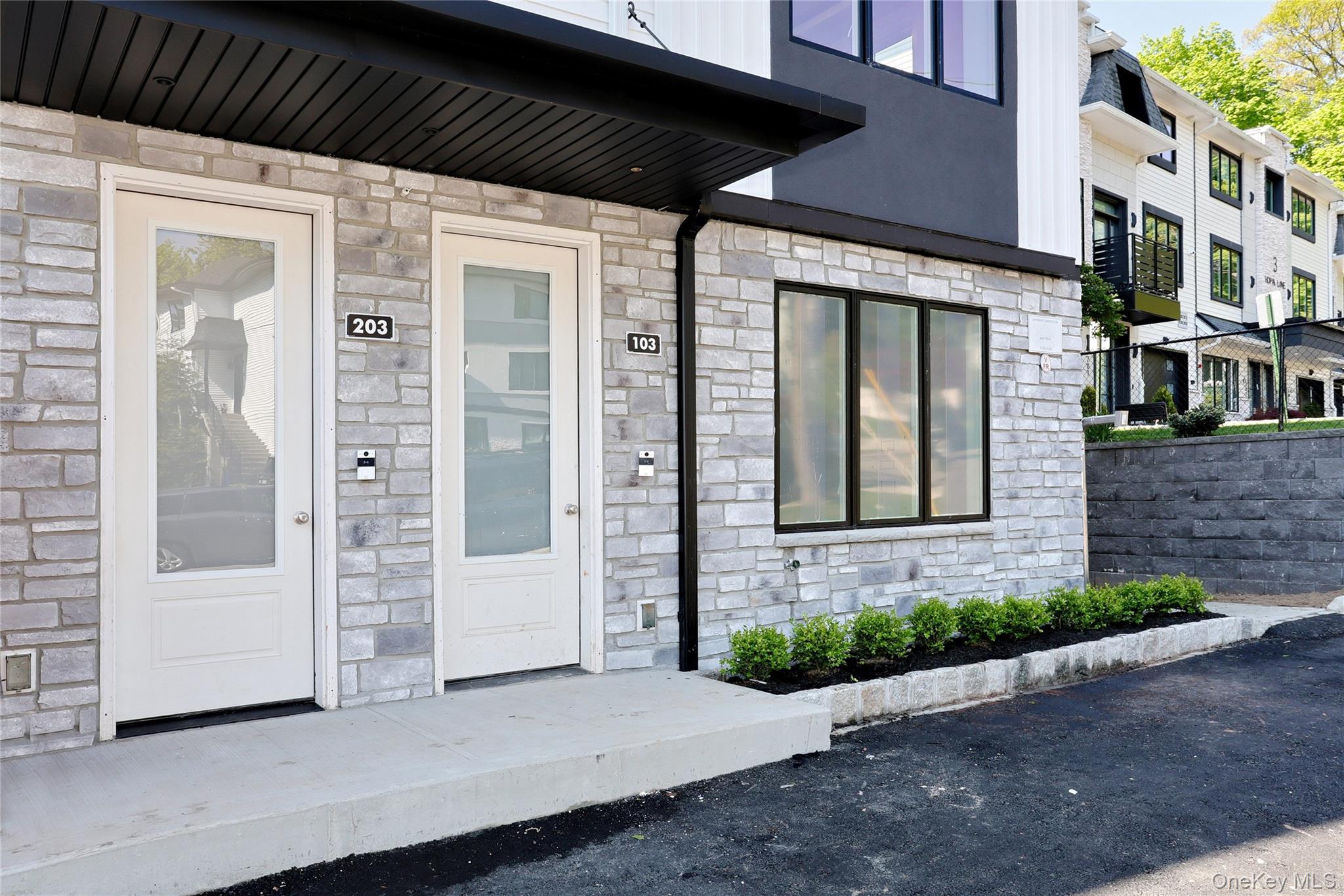 1 Hopal Lane, Unit 203 photo 3