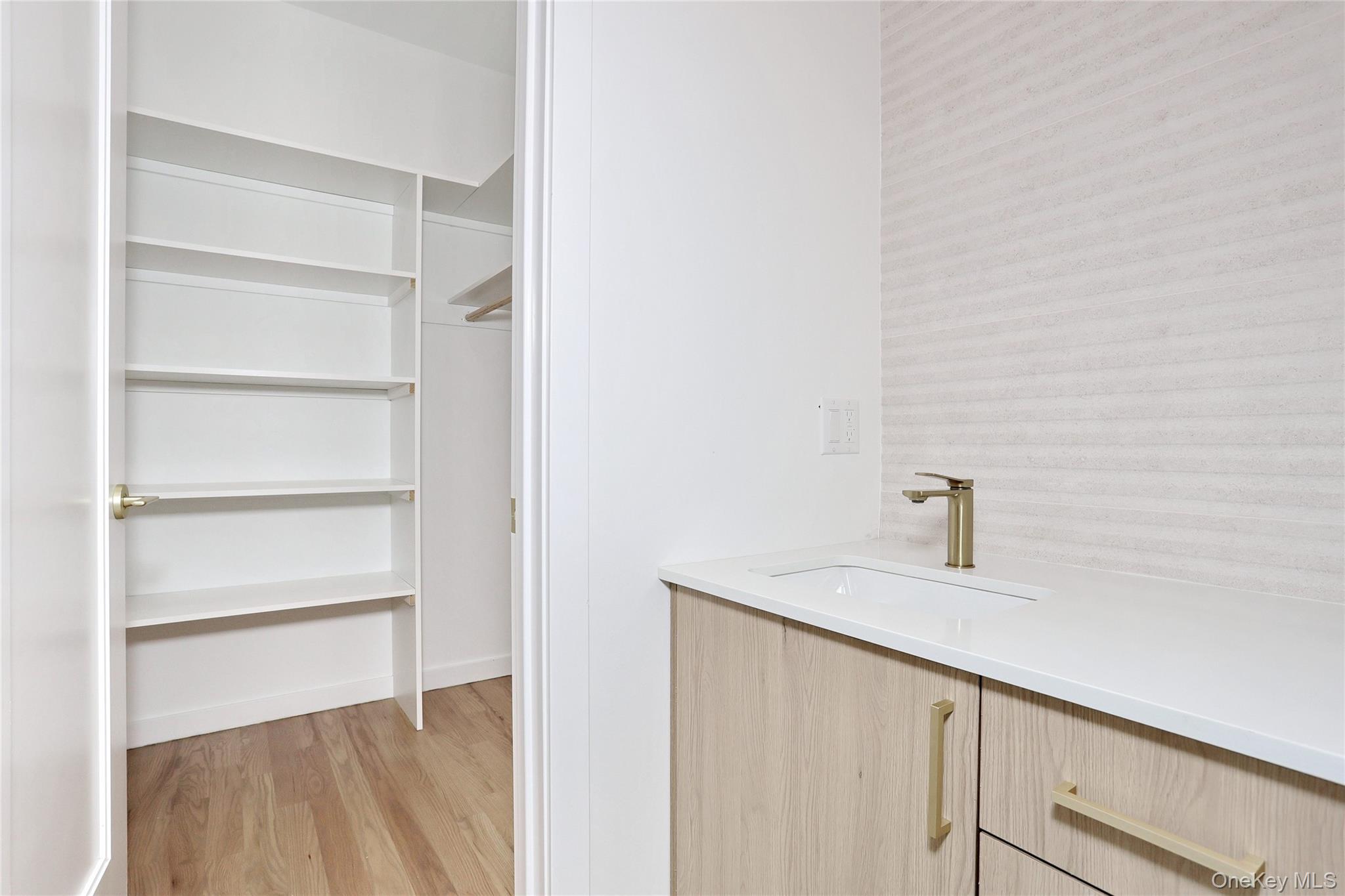 1 Hopal Lane, Unit 203 photo 27