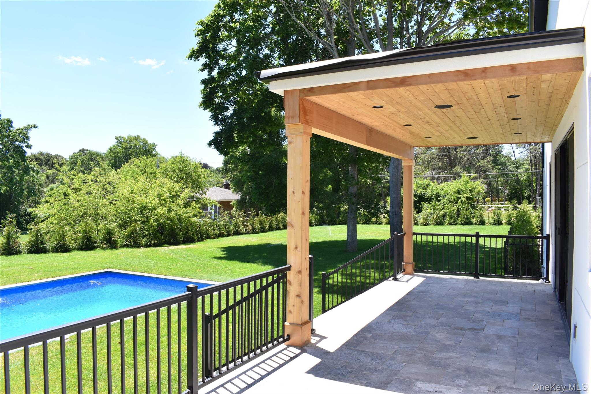 14 Ridge Road – For Sale photo 2
